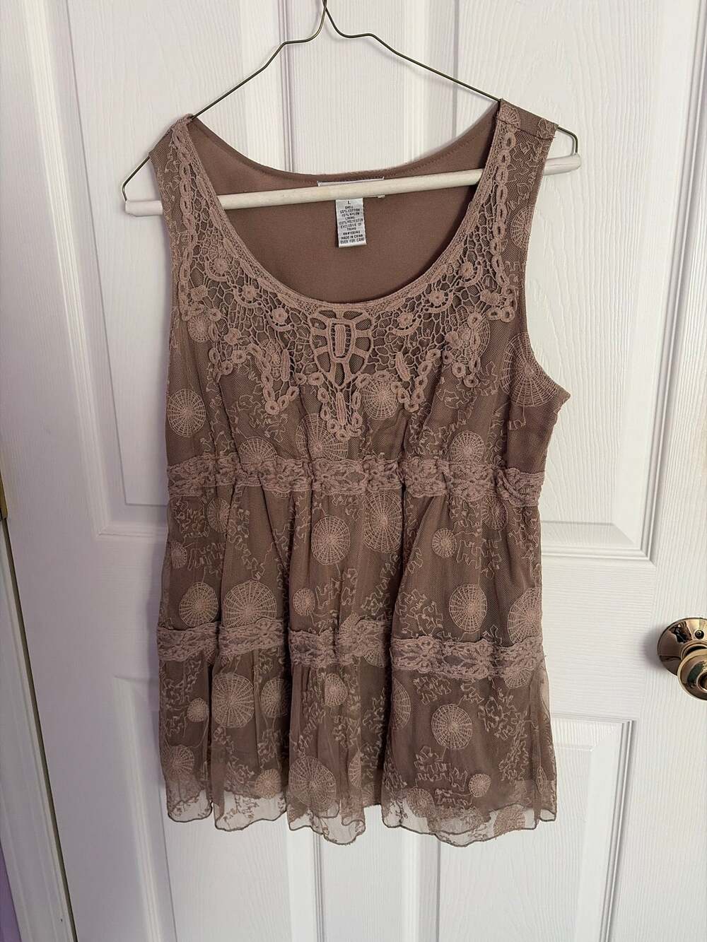 Ultra Pink Boho Lace Sleeveless Blouse Top Large Beige Tan Layered Cami V-Neck